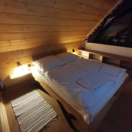 Beskidzka Stodola Przy Szlaku Z Pieknym Widokiem * Zlatna