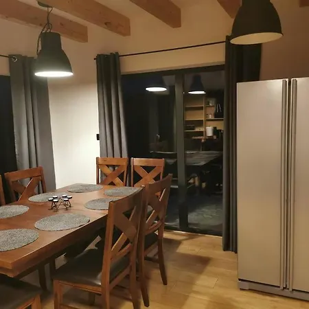 Beskidzka Stodola Przy Szlaku Z Pieknym Widokiem