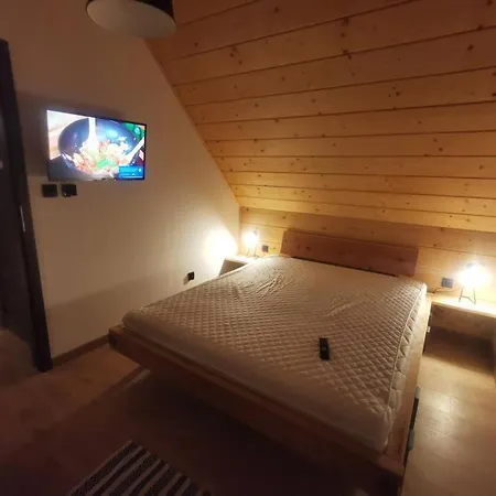 Beskidzka Stodola Przy Szlaku Z Pieknym Widokiem * Zlatna