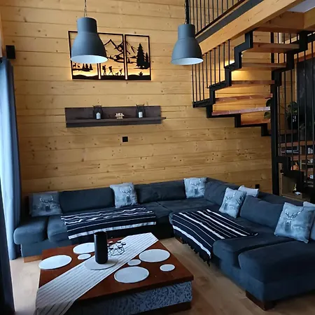 Beskidzka Stodola Przy Szlaku Z Pieknym Widokiem