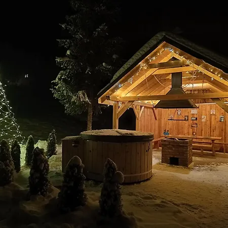 Prázdninový dům Beskidzka Stodola Przy Szlaku Z Pieknym Widokiem *