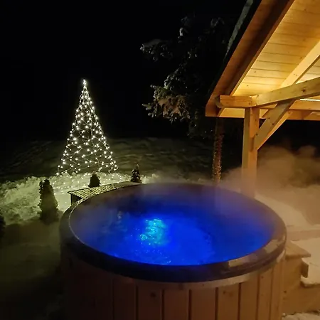 Beskidzka Stodola Przy Szlaku Z Pieknym Widokiem