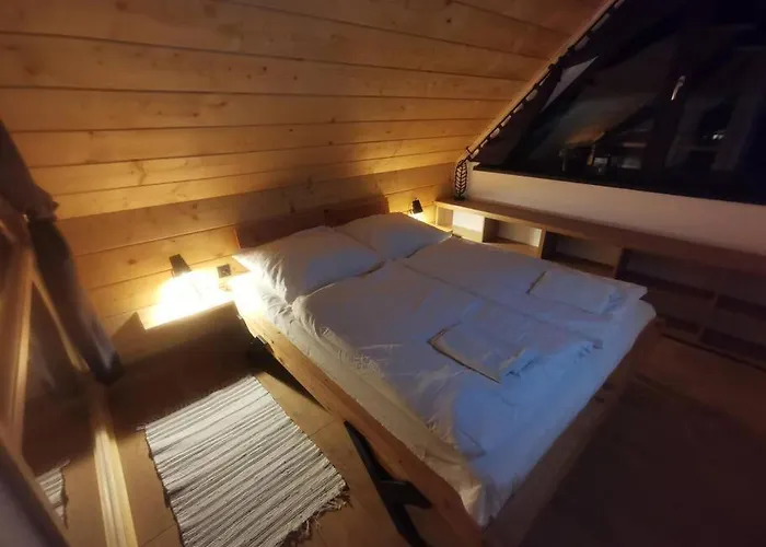 Beskidzka Stodola Przy Szlaku Z Pieknym Widokiem * Zlatna